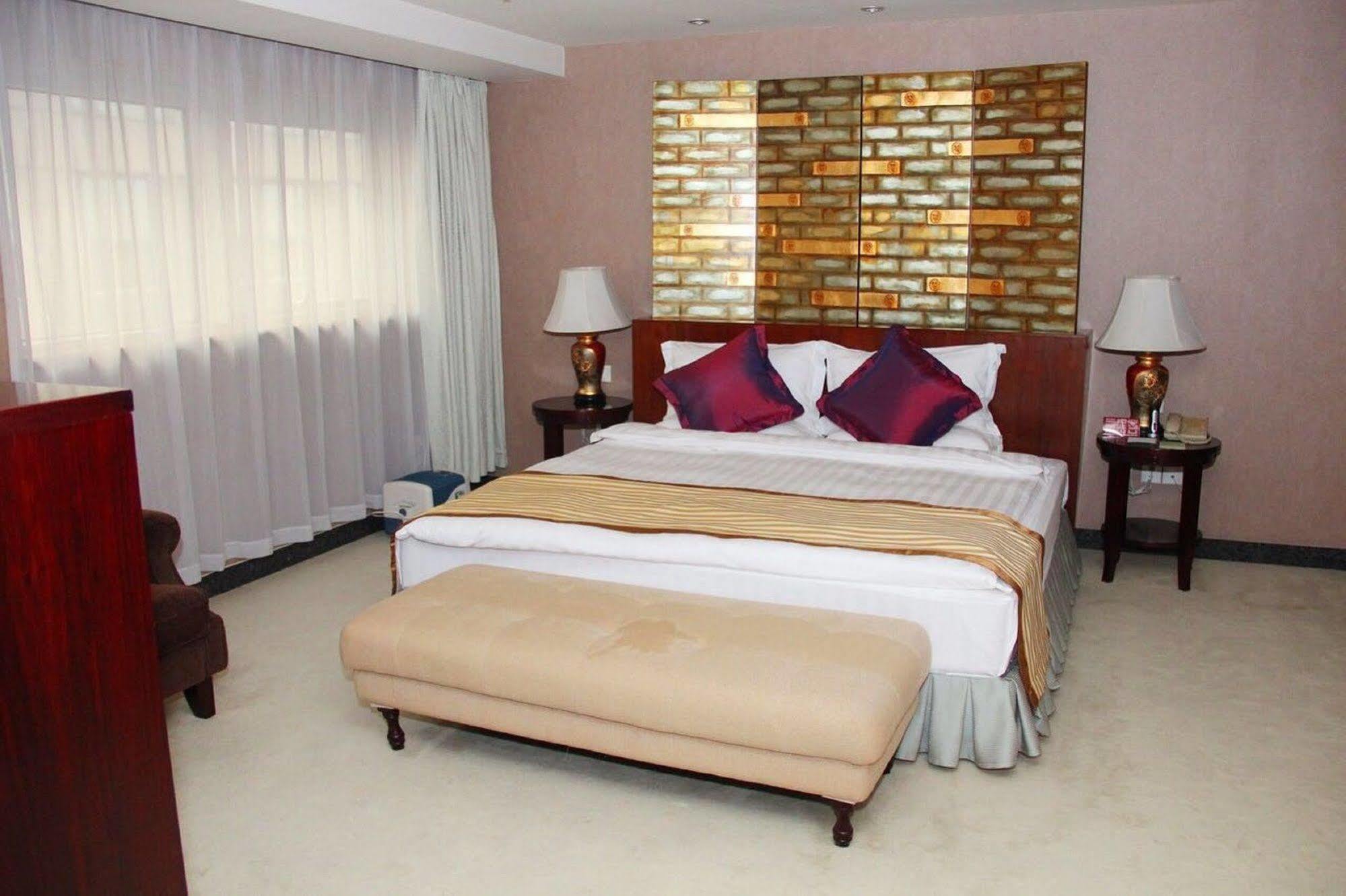 The North Garden Hotel Beijing Wangfujing Pequim Exterior foto